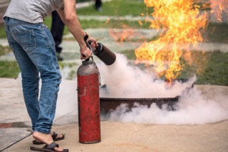 basic-fire-fighting-evacuation-fire-drill-simulation-training-safety-condominium-factory-2 de tamaño pequeño